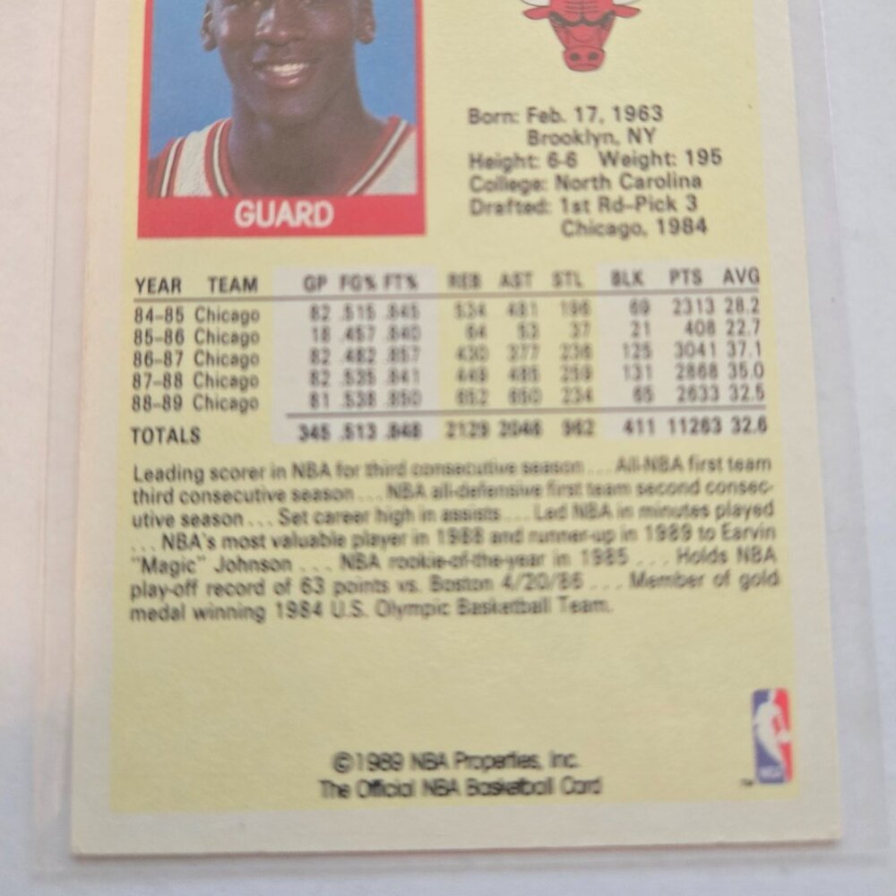 1989-90 NBA Hoops Basketball Michael Jordan #200 HOF Chicago Bulls - Picture 5 of 5
